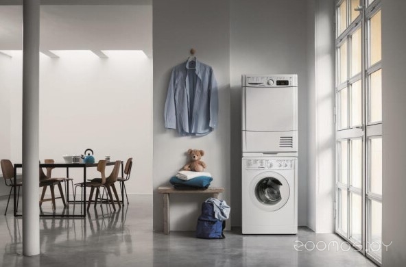 ���������� ������ Indesit IWSC 61051 BY �  �������� ������� �������