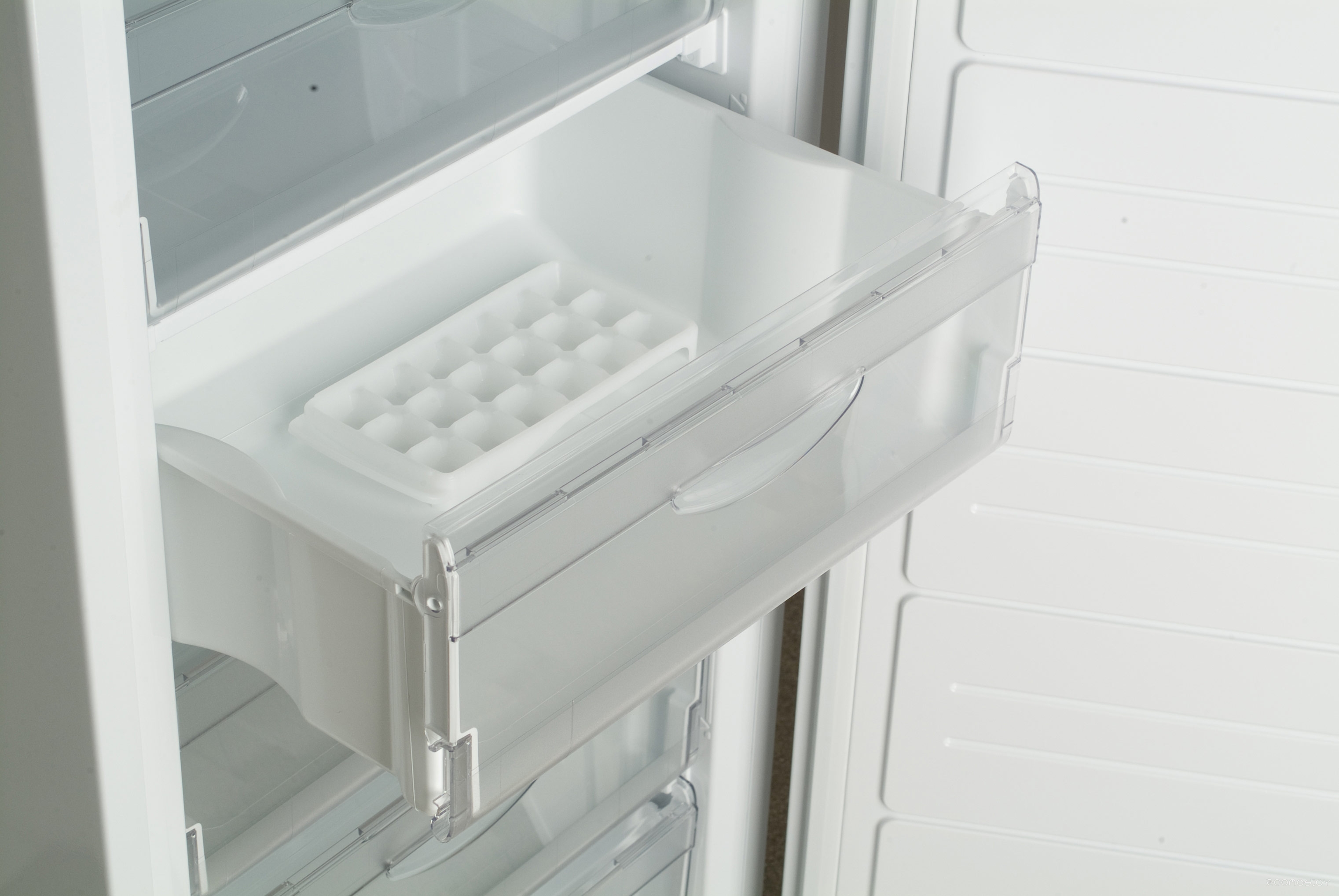 ����������� ATLANT � 7184-003 �  �������� ������� �������